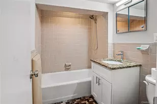 1000 Cleveland St, Uniondale, NY 11553 - Photo 9