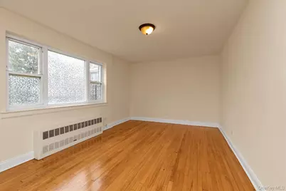 20-21 Parsons Boulevard, Whitestone, NY 11357 - Photo 3