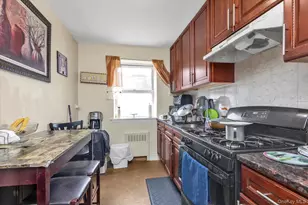 20-21 Parsons Blvd, Whitestone, NY 11357 - Photo 15