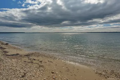 4 Pine Tree Court, East Quogue, NY 11942 - Photo 17