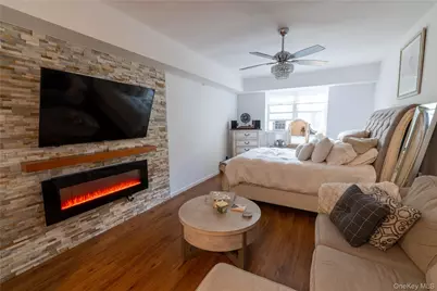 525 Beach 138th Street #A2, Rockaway Park, NY 11694 - Photo 5