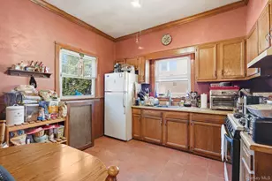 124 W Lincoln Ave, Mount Vernon, NY 10550 - Photo 17