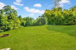 610 Farm to Market Rd, Patterson, NY 10509 - Photo 23