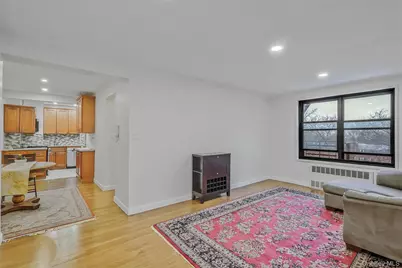 84-01 Main Street #506, Briarwood, NY 11435 - Photo 17