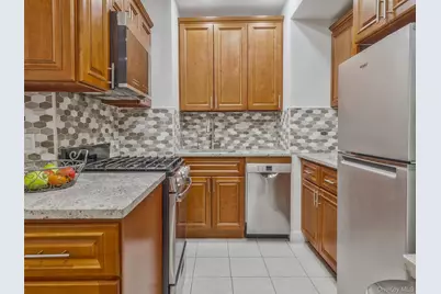 84-01 Main Street #506, Briarwood, NY 11435 - Photo 7