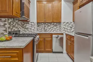 84-01 Main St, Briarwood, NY 11435 - Photo 7