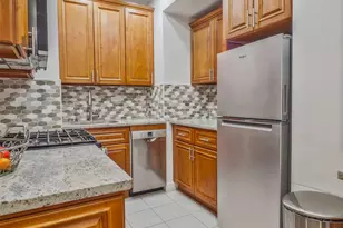 84-01 Main St, Briarwood, NY 11435 - Photo 5