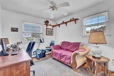 70 Blue Point Road, Selden, NY 11782 - Photo 17