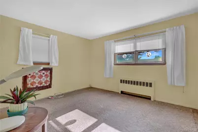 31 Poplar Street, Massapequa, NY 11758 - Photo 21