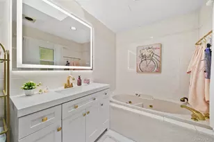 442 Hoffman Ln, Hauppauge, NY 11788 - Photo 33