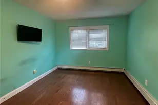 9 Phoenix Rd, Rocky Point, NY 11778 - Photo 13