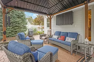 74 Loop Dr, Sayville, NY 11782 - Photo 33