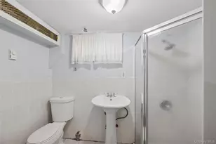 131-18 226th St, Springfield Gardens, NY 11413 - Photo 33