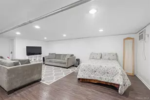 131-18 226th St, Springfield Gardens, NY 11413 - Photo 31