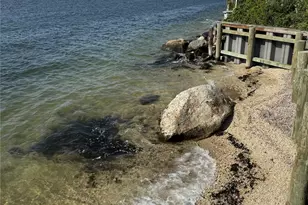 19 Carlisle Dr, Northport, NY 11768 - Photo 15