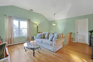 71 Holland Ave, White Plains, NY 10603 - Photo 5