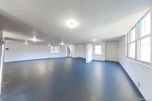 247 Cherry Ln, Suffern, NY 10901 - Photo 23