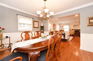 79-27 212th St, Hollis, NY 11364 - Photo 7