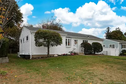 6 Gerhard Road, Plainview, NY 11803 - Photo 25