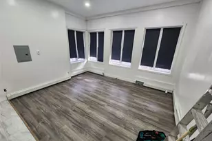 57 Carpenter Ave, Newburgh, NY 12550 - Photo 9