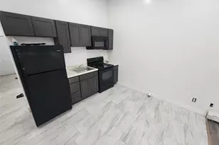 57 Carpenter Ave, Newburgh, NY 12550 - Photo 7