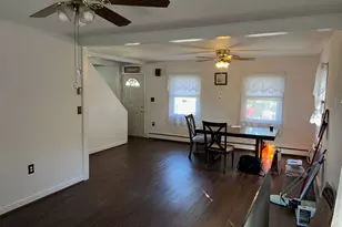 94 Sugar Maple Rd, Levittown, NY 11756 - Photo 3