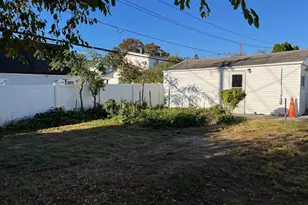 94 Sugar Maple Rd, Levittown, NY 11756 - Photo 9