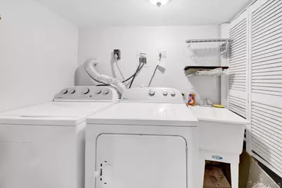 2849 E 195th Street, Bronx, NY 10461 - Photo 9