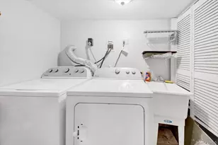 2849 E 195th St, Bronx, NY 10461 - Photo 9