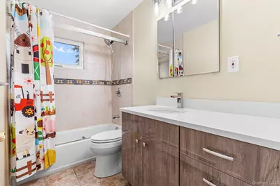 3034 Bond Drive, Merrick, NY 11566 - Photo 21