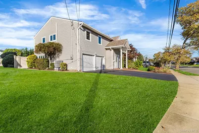 3034 Bond Drive, Merrick, NY 11566 - Photo 3