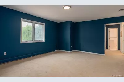 185 Spook Rock Road, Suffern, NY 10901 - Photo 9