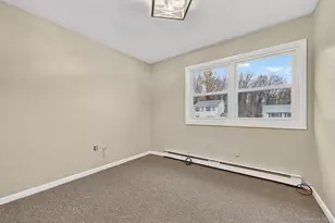 11 Kathleen Ct, Kiamesha Lake, NY 12751 - Photo 17