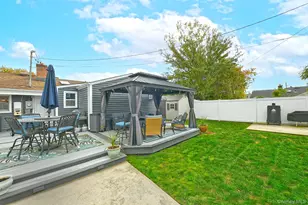 84 Bruce Ave, Hicksville, NY 11801 - Photo 21