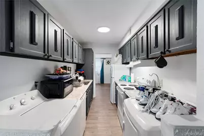 231 Hill Rise, Calverton, NY 11933 - Photo 7