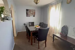 34 Carleton St, Westbury, NY 11590 - Photo 5