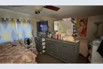 34 Carleton Street, Westbury, NY 11590 - Photo 9