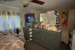 34 Carleton St, Westbury, NY 11590 - Photo 9