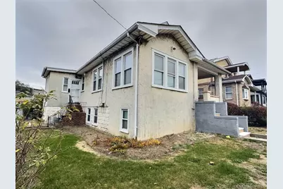 2718 Collier Avenue, Edgemere, NY 11691 - Photo 3