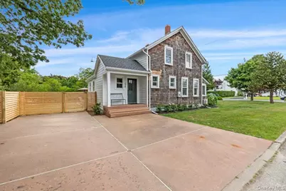 19 New Jersey Avenue, Bellport, NY 11713 - Photo 3