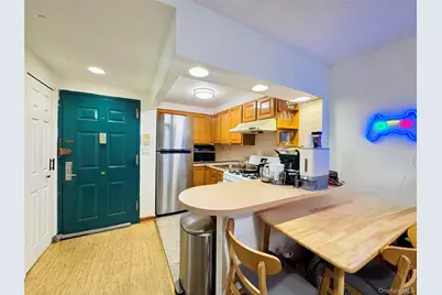 4232 82nd Street #6B, Elmhurst, NY 11373 - Photo 7