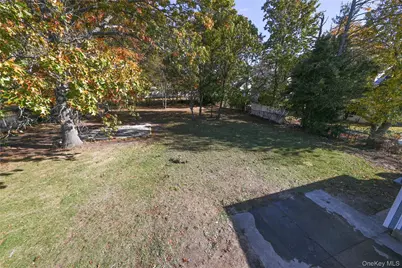 124 Willett Place, Roosevelt, NY 11575 - Photo 31