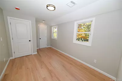 124 Willett Place, Roosevelt, NY 11575 - Photo 19