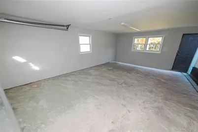 124 Willett Place, Roosevelt, NY 11575 - Photo 29