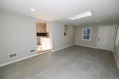 124 Willett Place, Roosevelt, NY 11575 - Photo 11