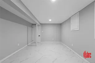 217-39 114th Rd, Cambria Heights, NY 11411 - Photo 15