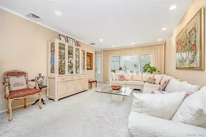 1745 Gerose Court, East Meadow, NY 11554 - Photo 5