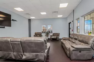 197 Surf Dr, Bronx, NY 10473 - Photo 23