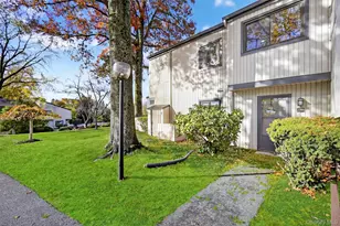 2203 Mulberry Ct, Poughkeepsie, NY 12603 - Photo 39