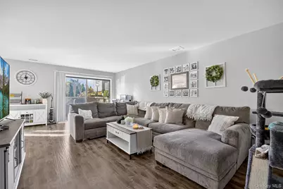 2203 Mulberry Court, Poughkeepsie, NY 12603 - Photo 13